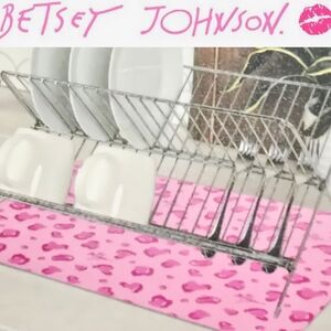 Betsey Johnson Pink Leopard Print Quick Dry Dish Mat